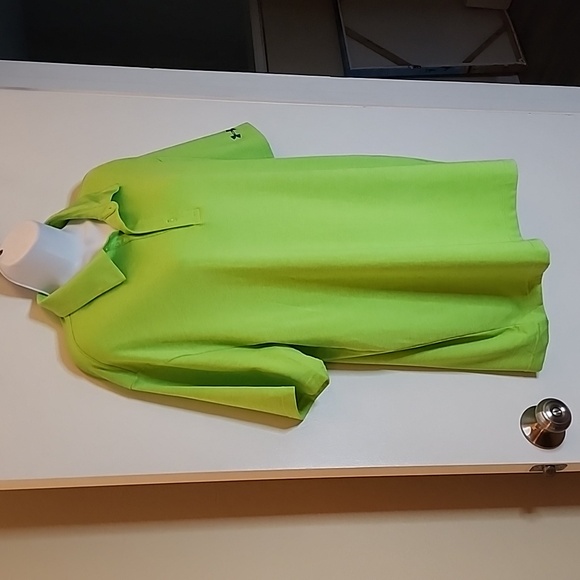 Under Armour Heat Gear Performance Polo, Loose Fit, Neon Green, Size XL - Picture 2 of 7